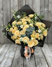 Букет цветов из:  Розы и Лизиантусы в Хотеичи