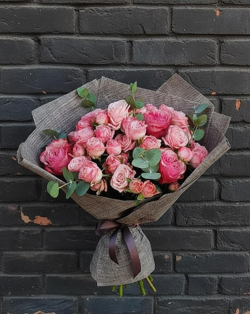 Букет цветов из: Розы в Хотеичи