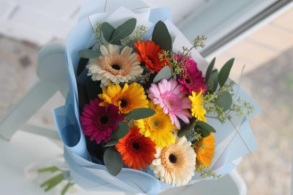 Букет цветов из: Герберы в Хотеичи