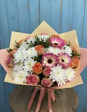 Букет цветов из:  Розы, Герберы и Хризантемы в Хотеичи