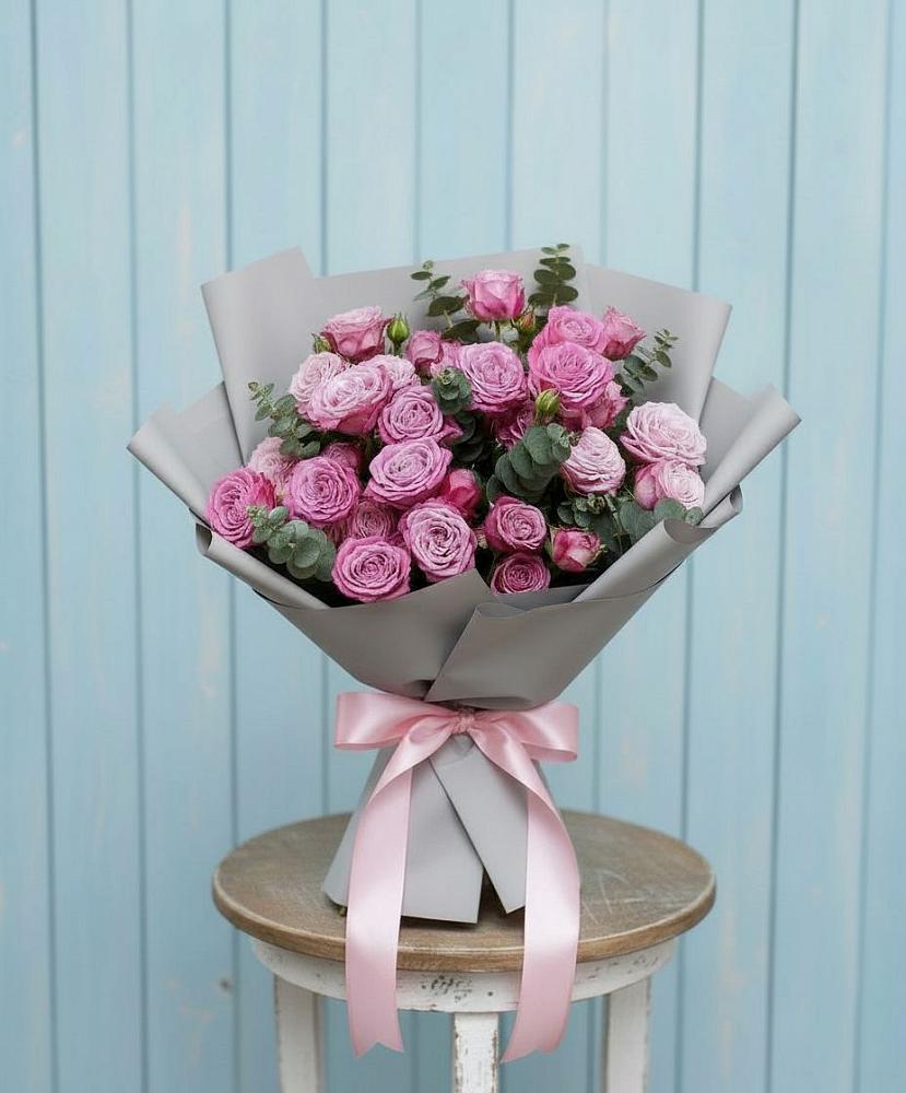 Букет цветов из: Розы в Хотеичи