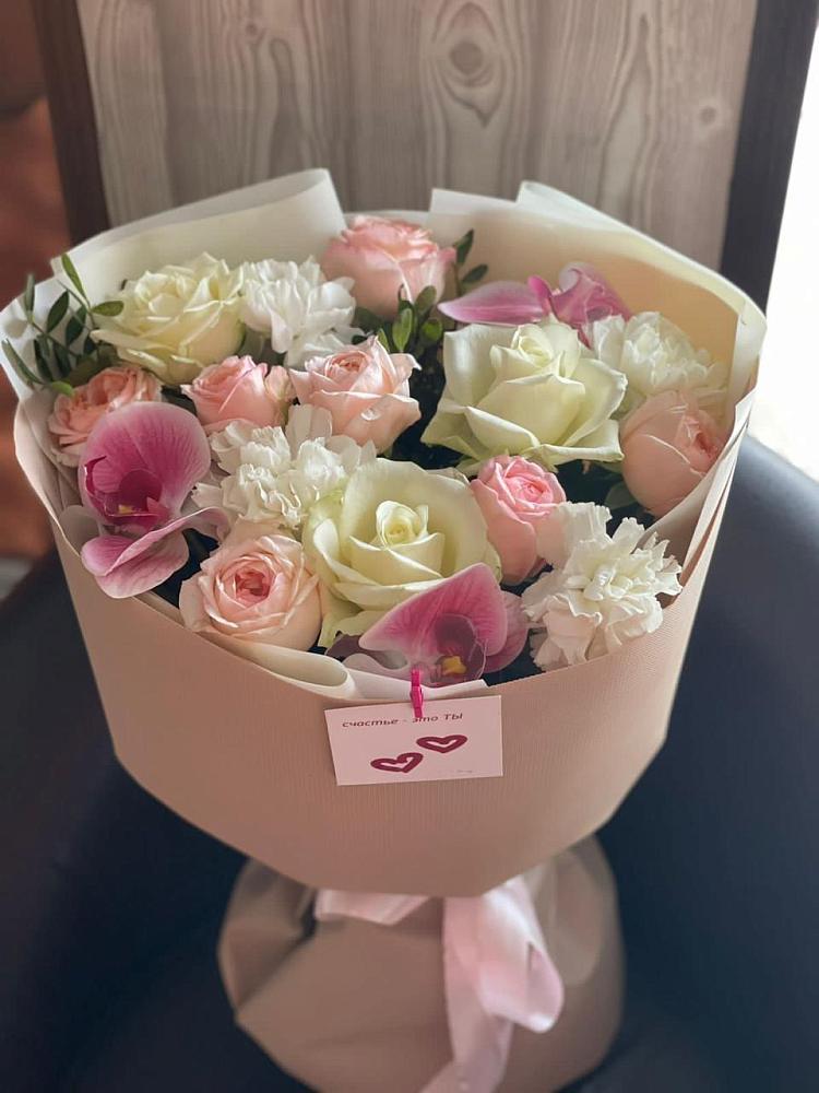 Букет цветов из: Орхидеи, Розы и Гвоздики в Хотеичи