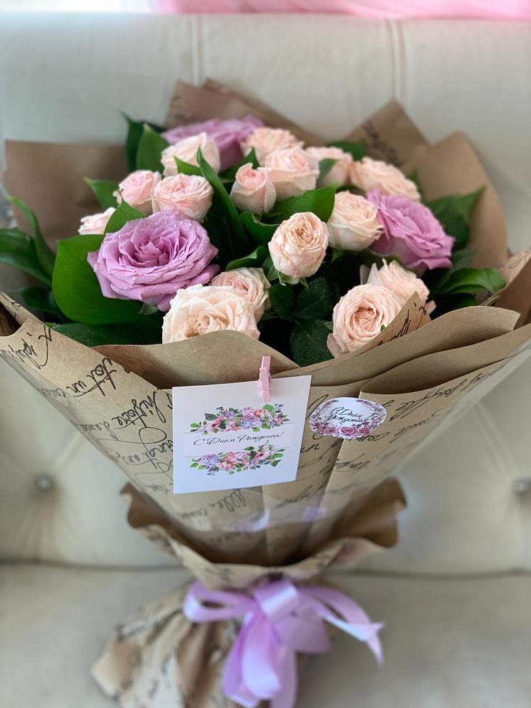 Букет цветов из: Розы в Хотеичи