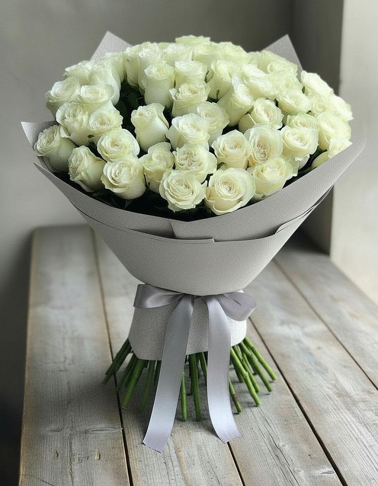 Букет 35 Белых роз в Хотеичи
