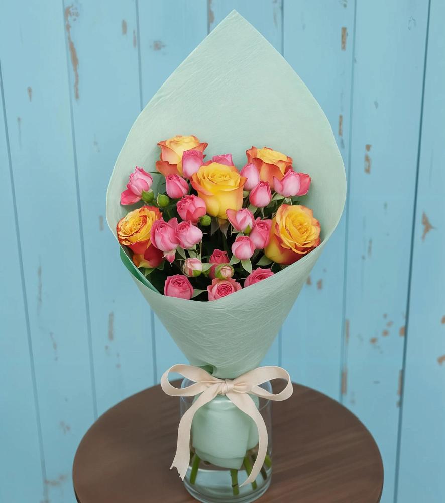 Букет цветов из: Розы в Хотеичи