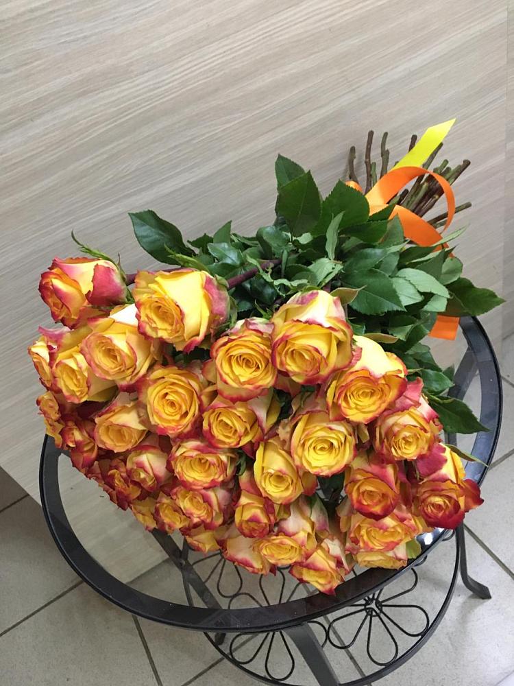 Букет Желтые розы в Хотеичи