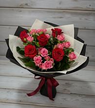 Букет цветов из:  Розы в Хотеичи