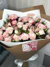 Букет цветов из:  Розы в Хотеичи