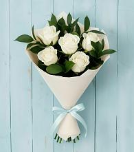 Букет цветов из:  Розы в Хотеичи