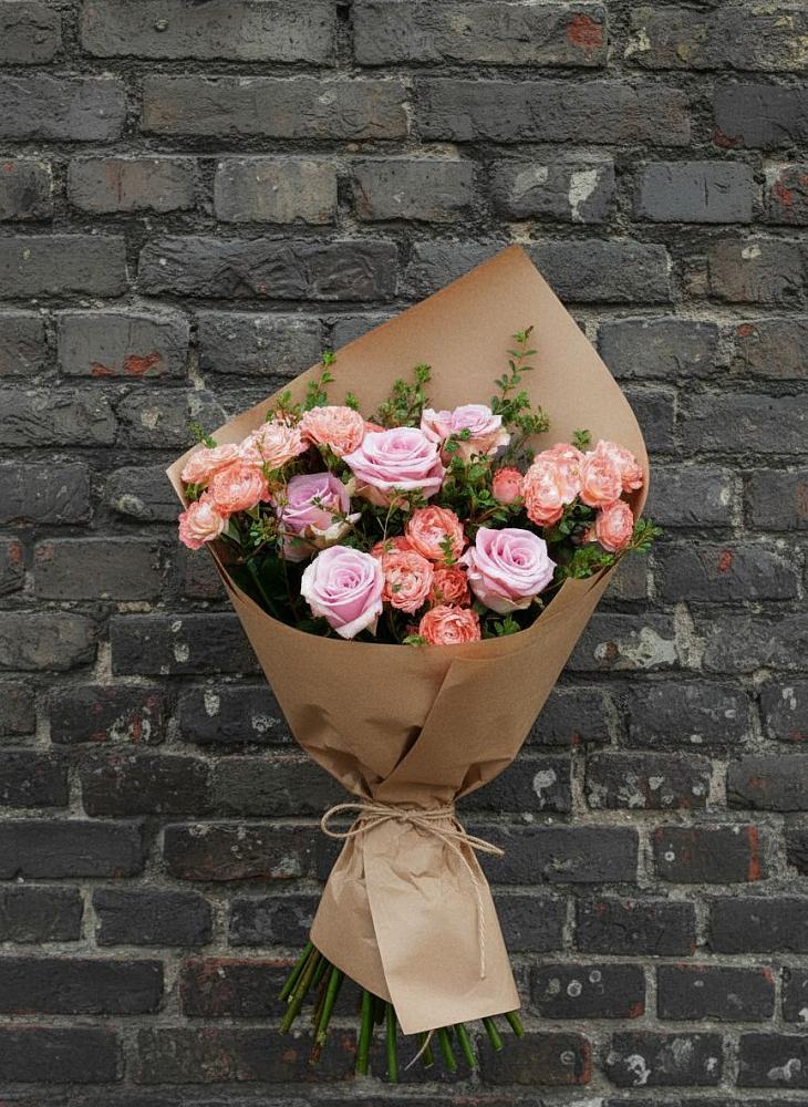 Букет цветов из: Розы в Хотеичи