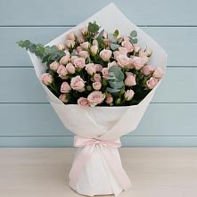 Букет цветов из:  Розы в Хотеичи