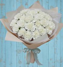 Букет цветов из:  Гвоздики в Хотеичи