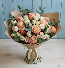 Букет цветов из:  Альстромерии и Розы в Хотеичи
