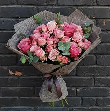 Букет цветов из:  Розы в Хотеичи